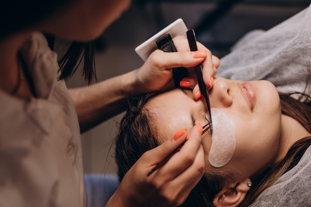 Image of NY Brows and Threading Salon lash services being provided.